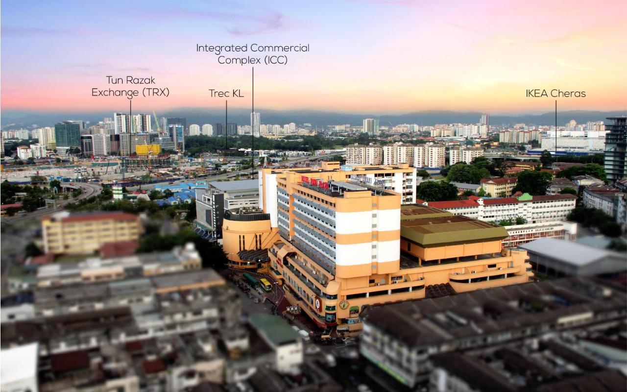 Pudu Plaza Hotel 3*